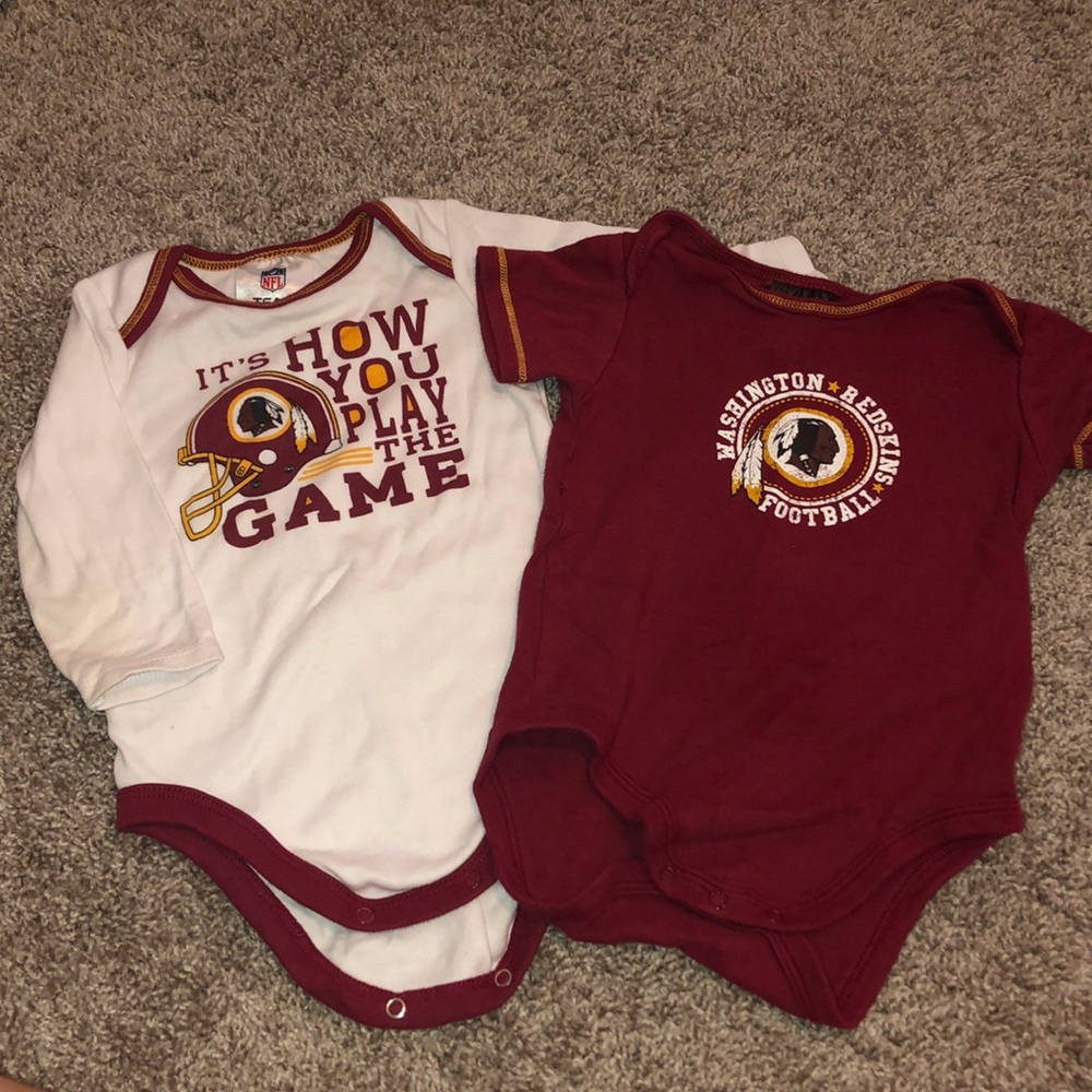Set of 2 Redskins onesies